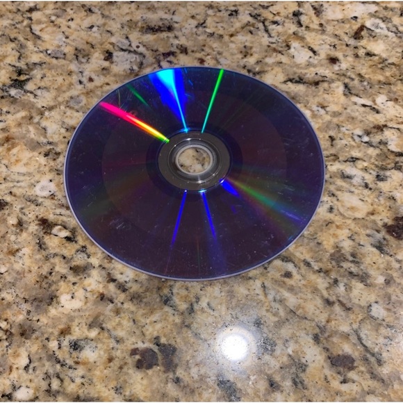 Illumination The Secret Life of Pets DVD - Picture 4 of 4